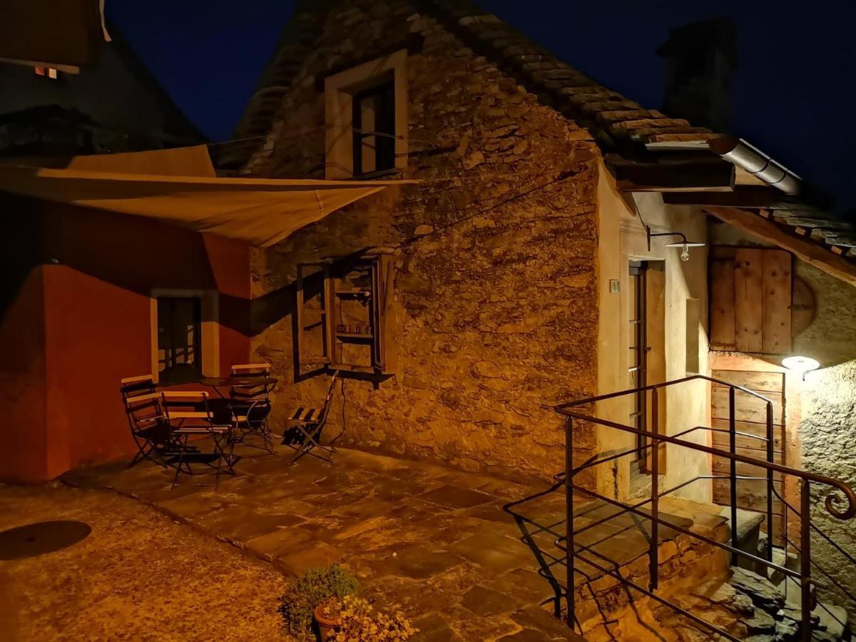 Case Di Sotto, House & Breakfast Muralto Luaran gambar